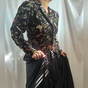 Small/medium vintage black tapestry blazer with floral design